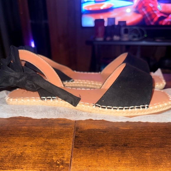 Journee Emelie Women's Espadrille Sandals- SZ 9 - Picture 4 of 7